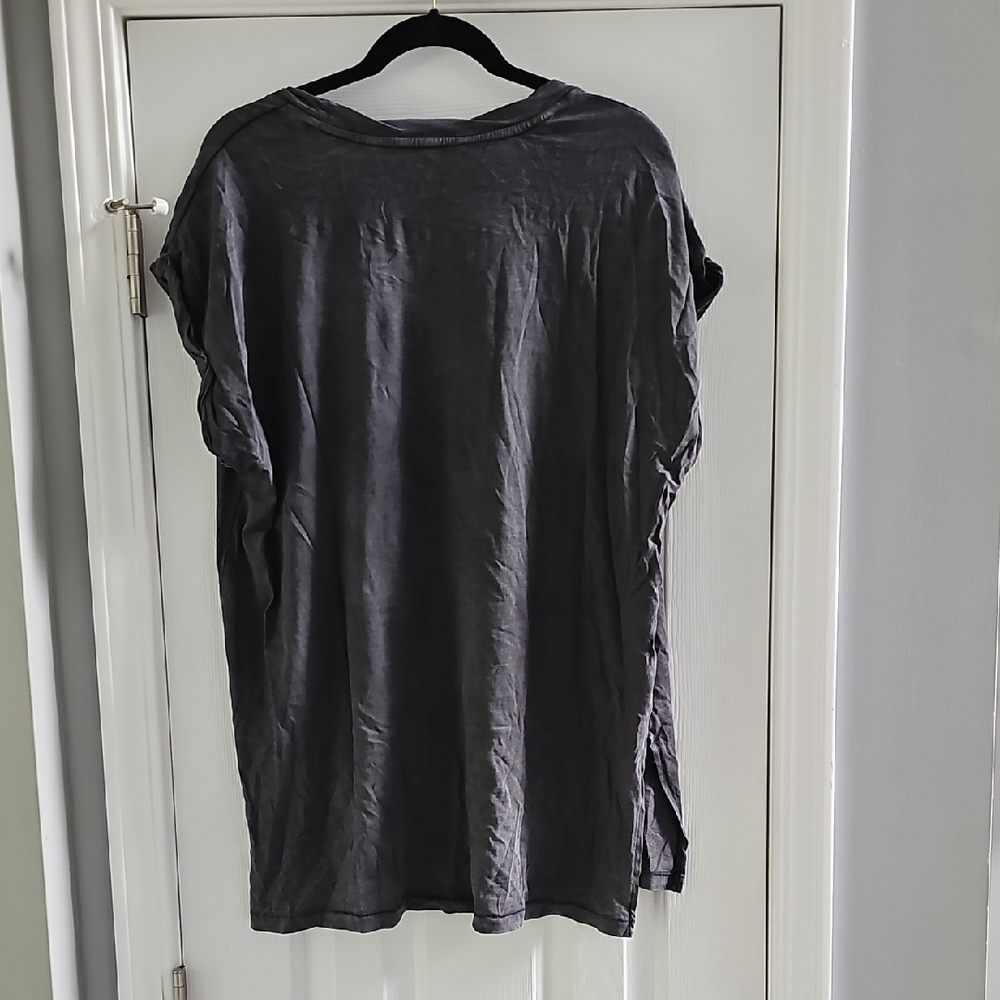 Aerie Charcoal Short Sleeve Tee - Picture 3 of 3